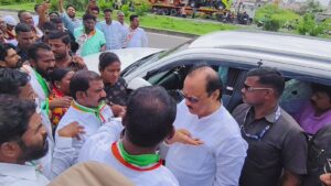 पंचनामे तातडीने पूर्ण करा, मदत पुनर्वसनासाठी दिरंगाई करू नका – अजित पवार